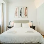Spacious & Bright In Cais Sodre Appartement Lisboa