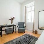 Spacious & Bright In Cais Sodre Appartement Lisboa