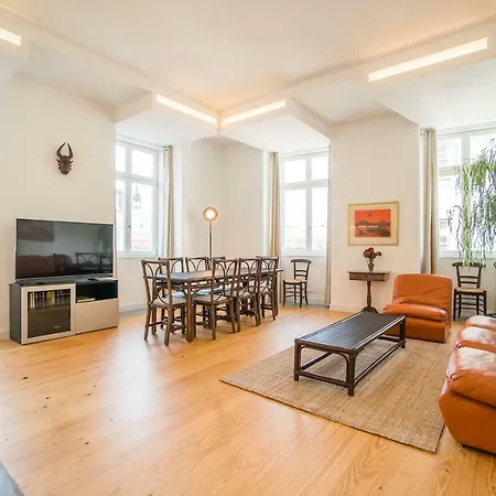 公寓 Spacious & Bright In Cais Sodre *
