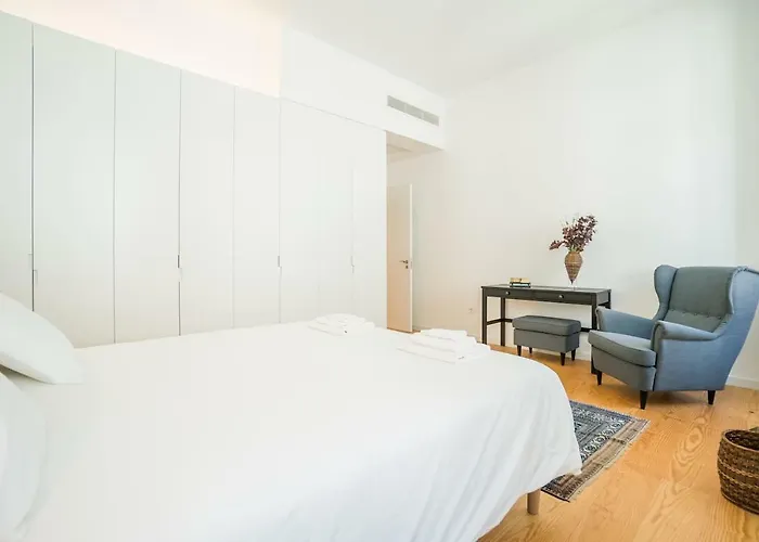 Spacious & Bright In Cais Sodre Appartement *