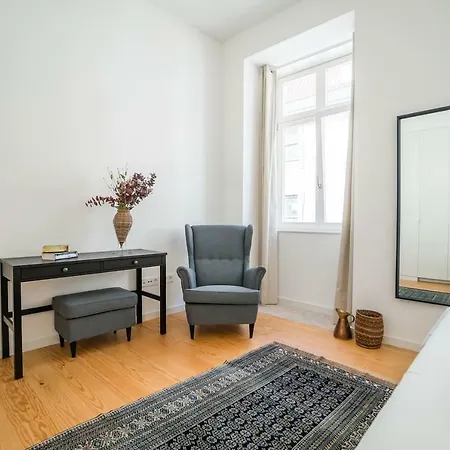 Spacious & Bright In Cais Sodre Apartman Lisboa