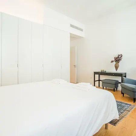 Spacious & Bright In Cais Sodre Appartamento *